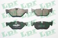 05P1876 - 05P1876 - KLOCKI HAM./TYŁ/ BMW X1 09- 
